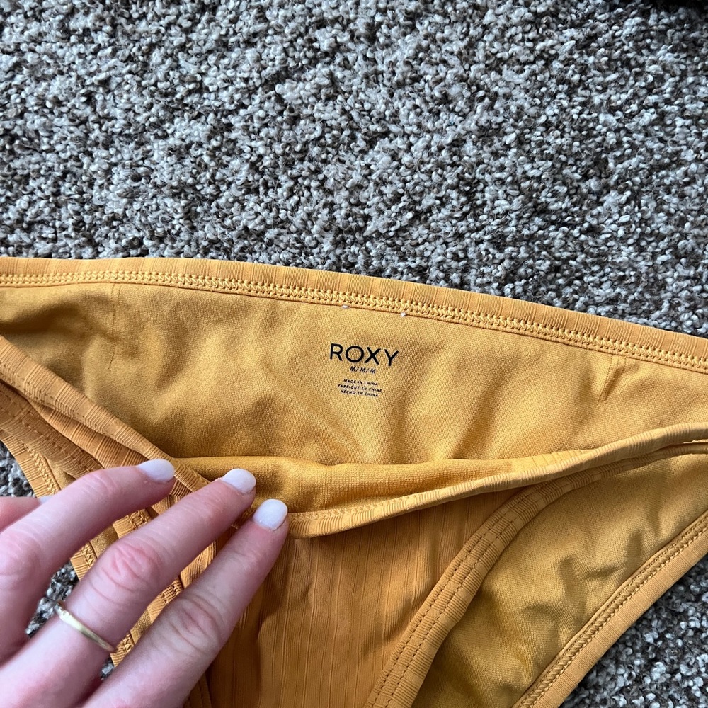 Roxy Bikini - image 4